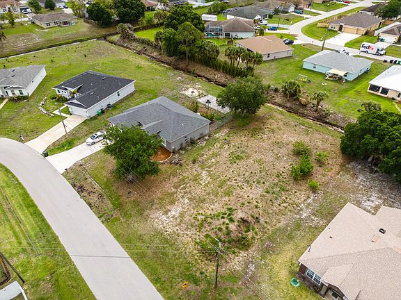 5th image of 1110 SW Hunnicut Avenue