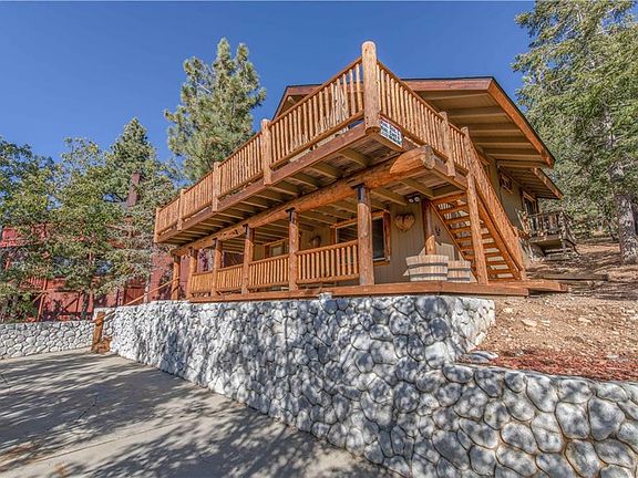 4th image of 43898 Yosemite Dr