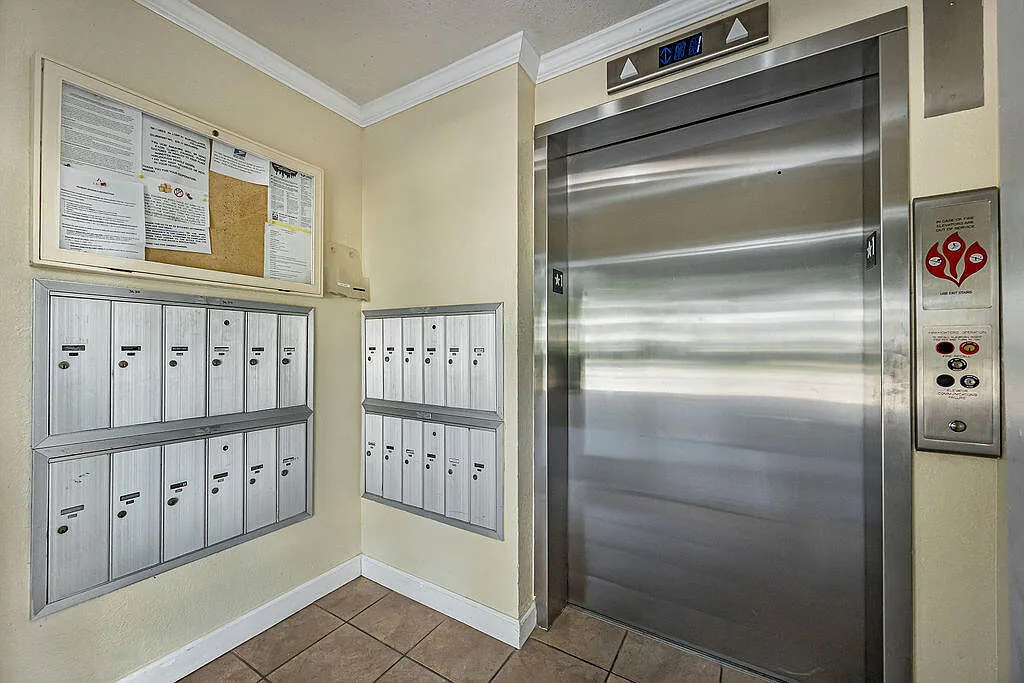 2 bed, 2.0 bath, 1437 sqft, $2,500 — Photo 3