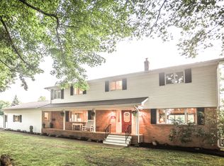 749 Mill St, Conneaut, OH 44030