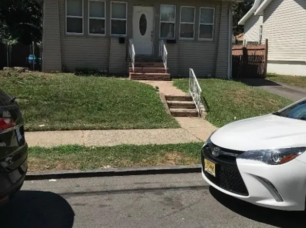 87-89 Burlington Ave, Paterson, NJ 07502