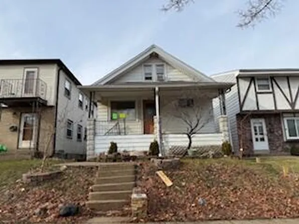 2239 South 59th STREET, West Allis, WI 53219