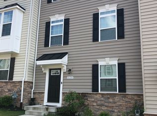 1020 Valley Run Dr, Fredericksburg, VA 22401