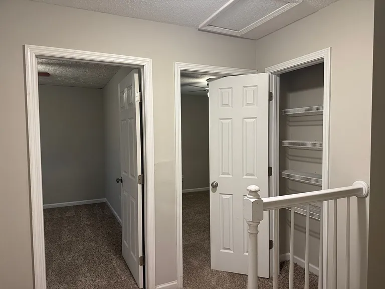 310 Pappy Dr — Photo 25