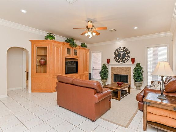 4th image of 3305 Southmore Blvd
