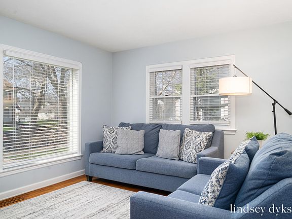 4th image of 2506 Brooklyn Ave SE
