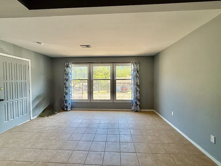 20 Annette Ln — Photo 7