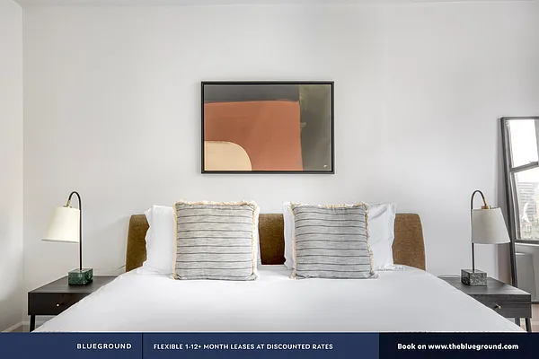 Rented by The Blueground | media 30