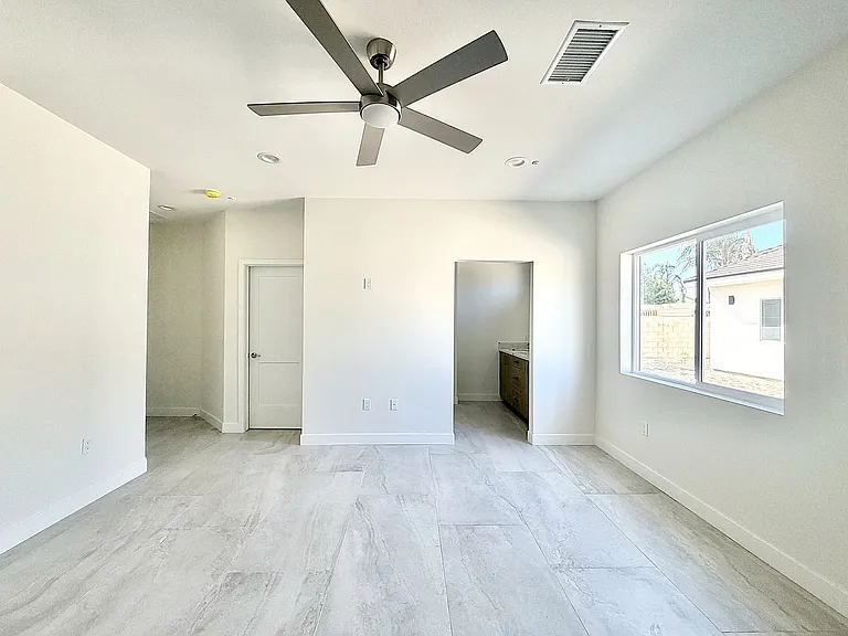 68160-68162 Modalo Rd — Photo 37