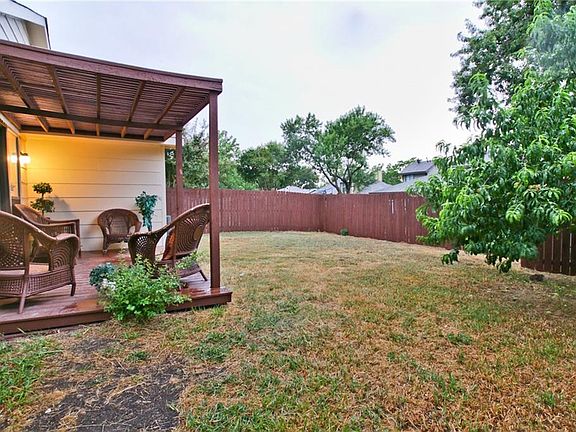 4th image of 3725 Verlaine Dr
