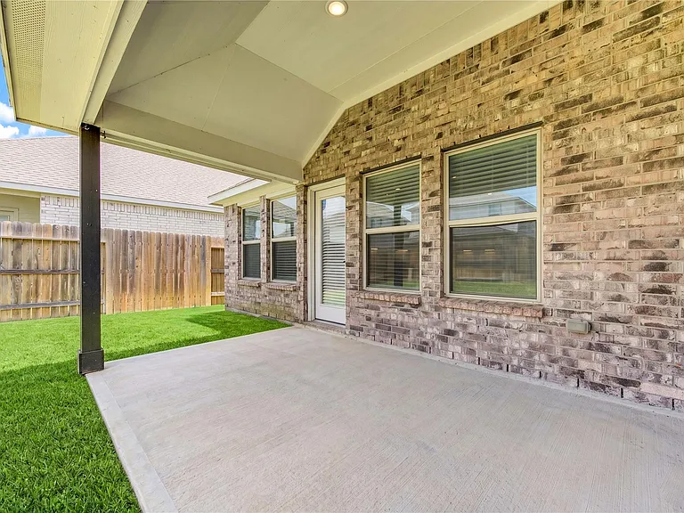 101 Sunray Creek Dr — Photo 37