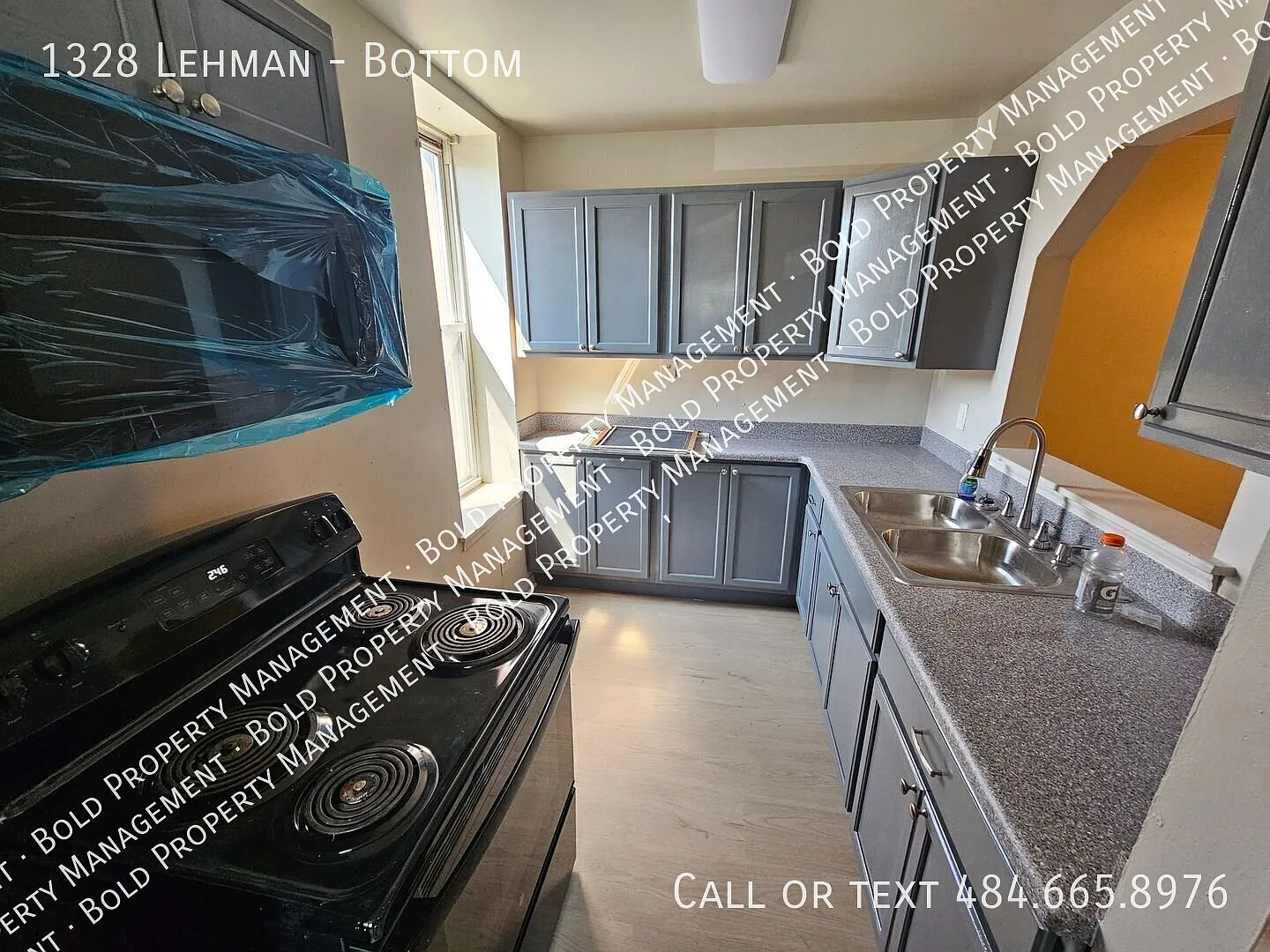 Lebanon 3 bedroom 1 bath first-floor home with updated kitchen — Photo 3