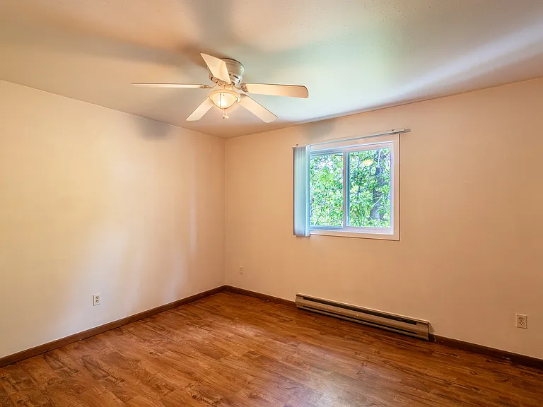 816 Ames Ave #5 — Photo 3