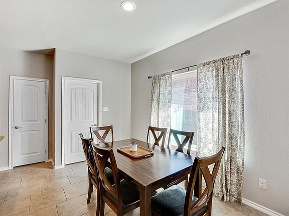 2nd image of 12725 Diamond Peak Dr