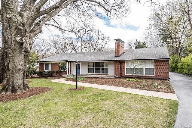 1st image of 21 Spoede Hills Dr