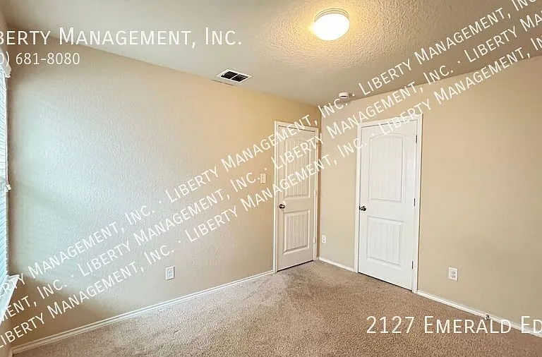 2127 Emerald Edge — Photo 21