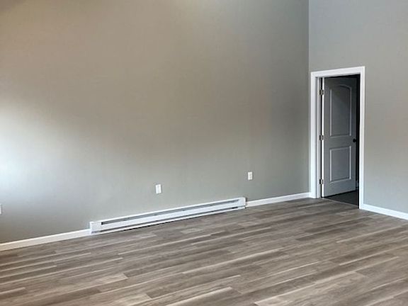 2nd image of 2119-2121 Grand Central Ave #2121C