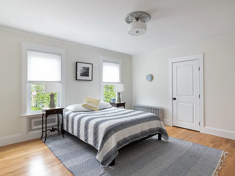 30 E Bowery St — Photo 18