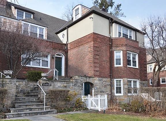 3rd image of 7 Sentry Pl APT 1A