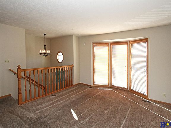 3rd image of 5328 W Butler Ave