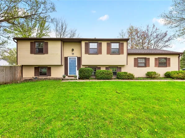55 Blue Ridge Trl, Rochester, NY 14624