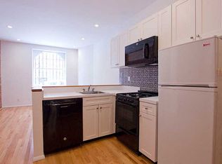 225 E 96th St APT 1FE, New York, NY 10128