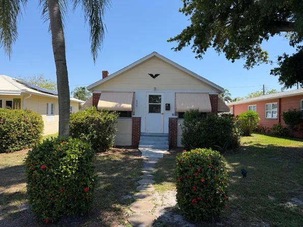 550 34th Ave N, Saint Petersburg, FL 33704