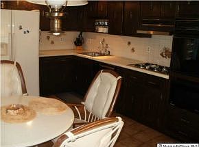 3rd image of 805 Prospect Ave