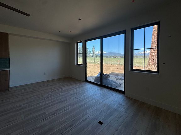 2nd image of 781 W Hood Ave #3