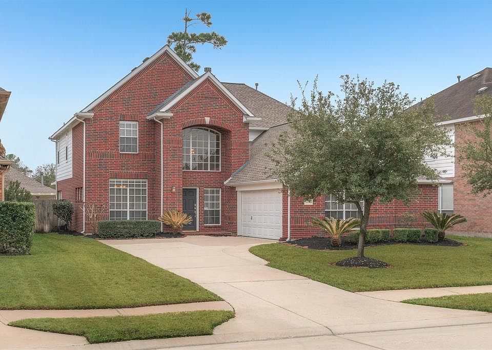 1st image of 9931 Edgewood Manor Ct