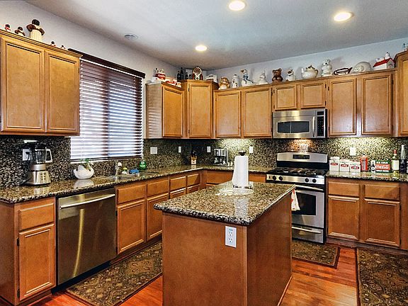 4th image of 12260 Freeport Dr