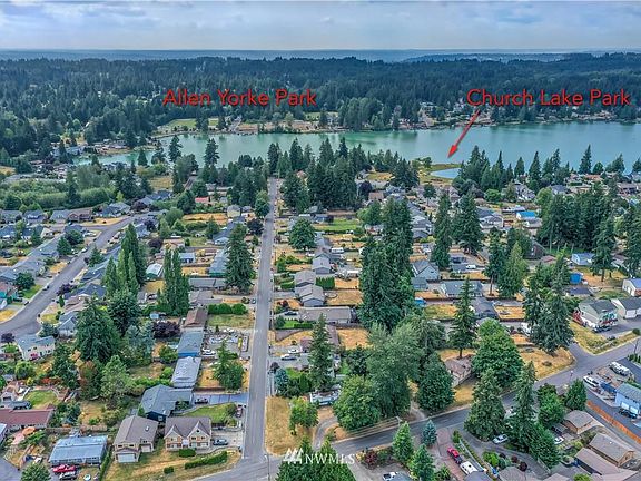 4th image of 7504 208th Ave E