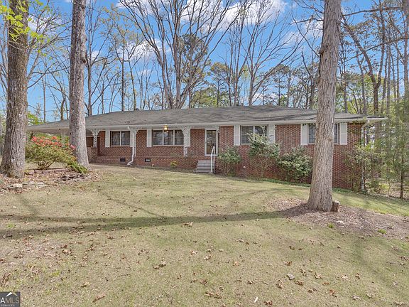 3rd image of 5650 Mallory Rd