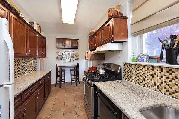 Sold by House-N-Key Realty | media 25