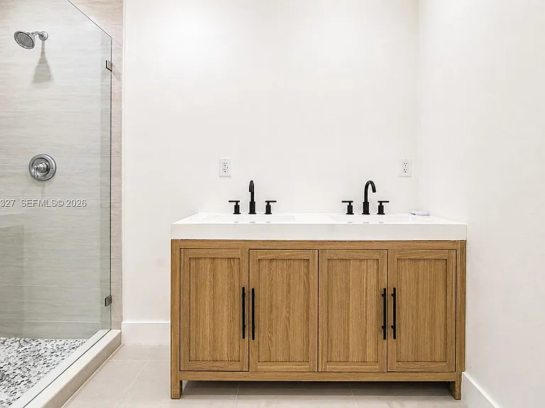 10088 SW 143rd Ct — Photo 10