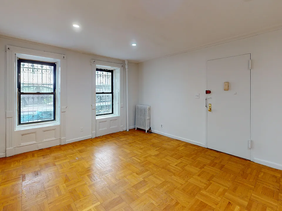 154 W 92nd St #1F