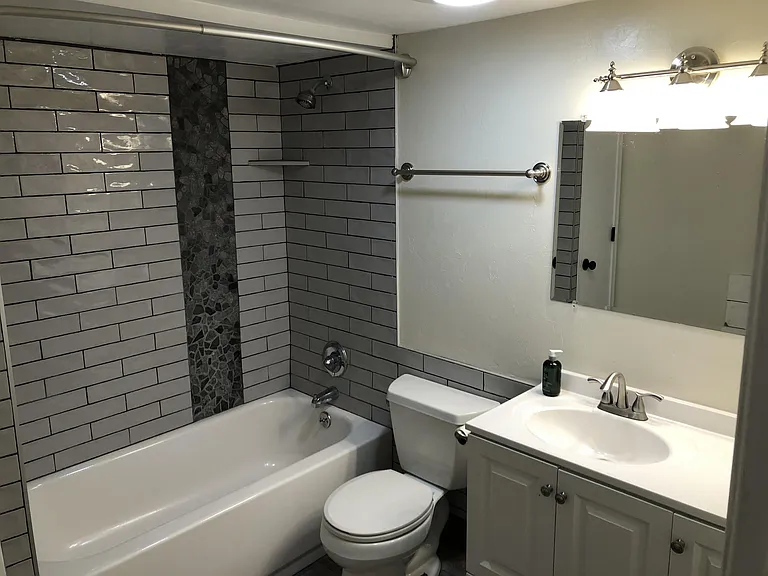 2601 Broadway Blvdunit M #182 — Photo 18