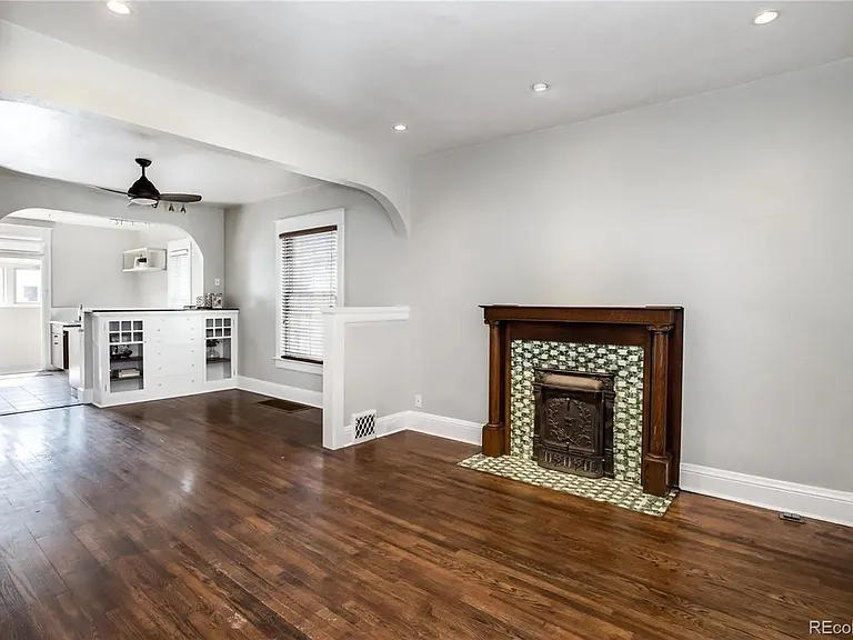 1140 S Emerson St — Photo 4