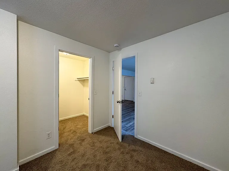 North Highland Court — Photo 48