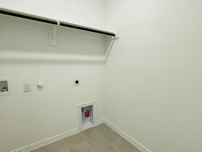 1836 Lockhart Dr — Photo 12
