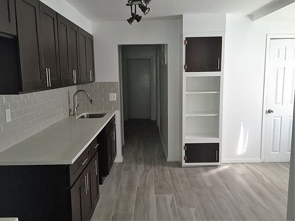 2nd image of 3312 Barker Ave #4