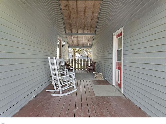 5th image of 5100 Coastview Ct