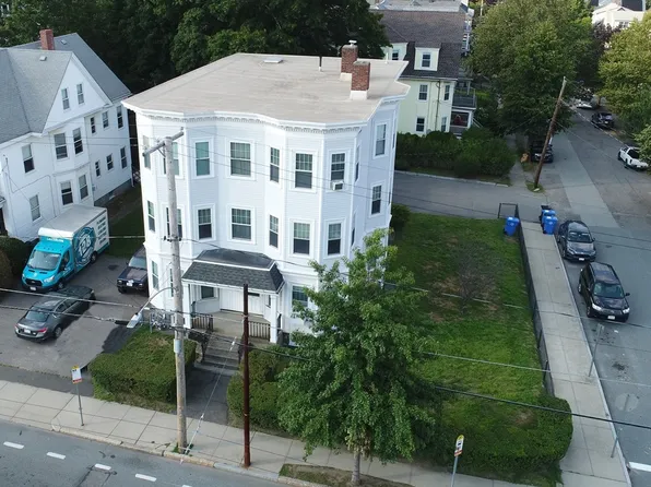 175 Belmont St, Belmont, MA 02478