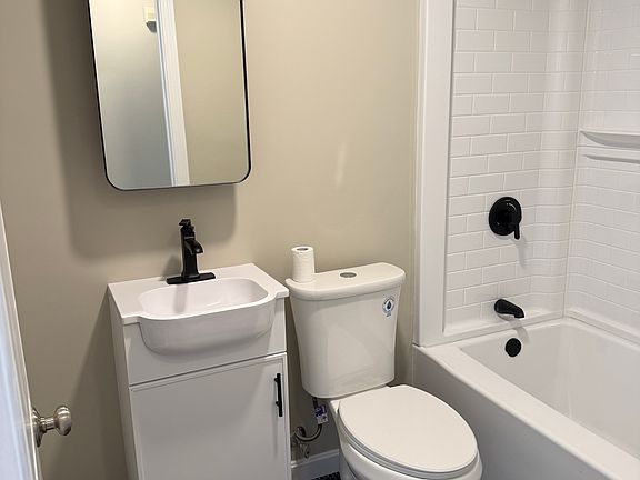 4th image of 60 Bates Ave APT 3