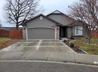 500 S Winterberry Ct, Nampa, ID 83687