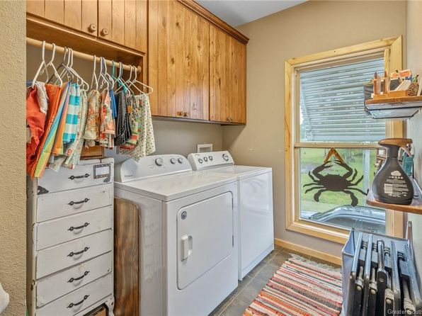 1040 Edwards Rd, Sulphur, LA 70663