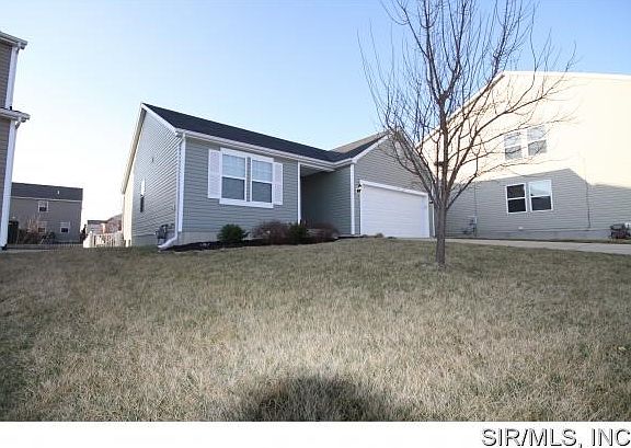 2nd image of 113 Chestnut Grove Dr
