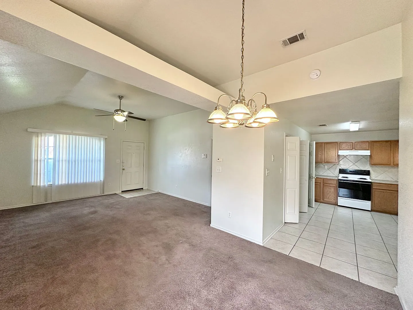 5003 John David Drive — Photo 3