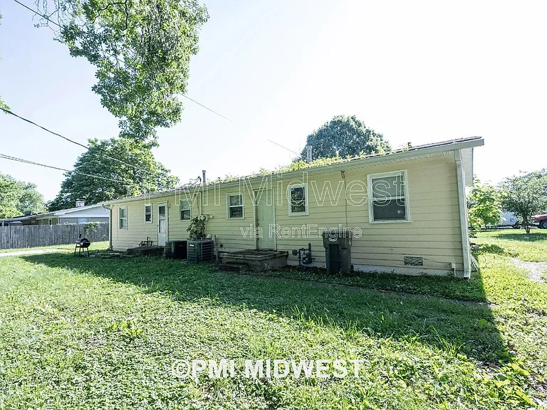 3146 Asbury St — Photo 17