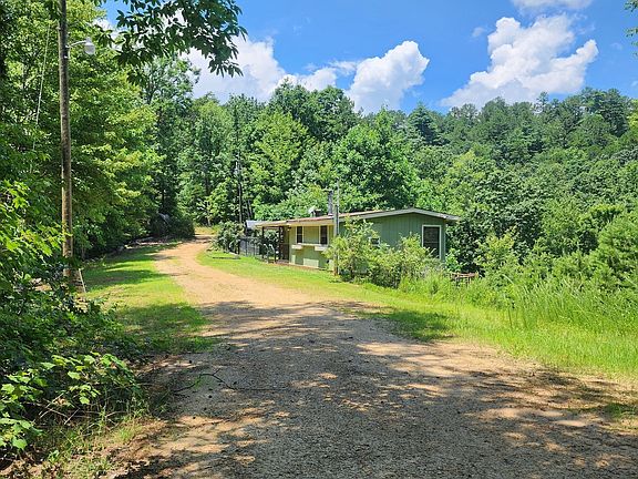 2nd image of 23 Yonah Lake Rd